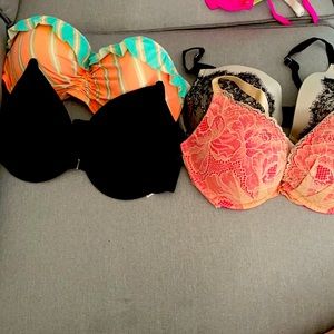 ❤️4 Set of high quality bras!❤️